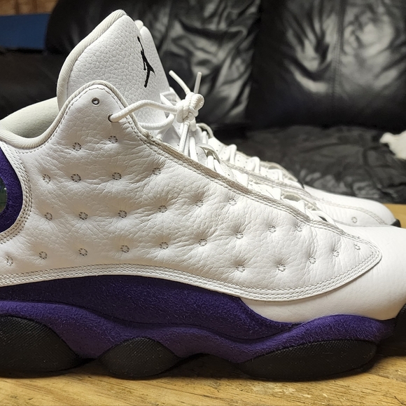 Jordan retro 13 lakers size 11 - Picture 2 of 9